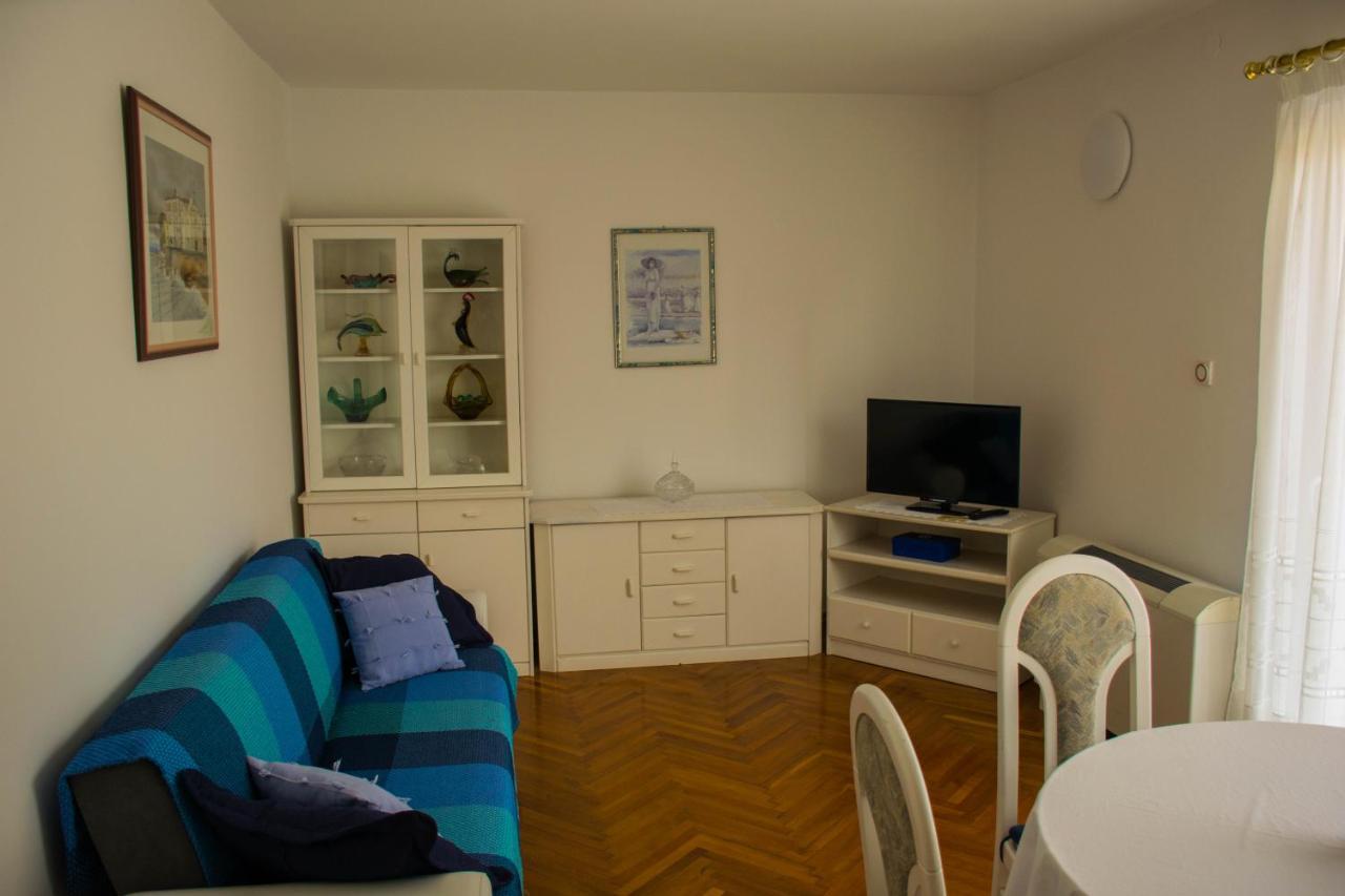 Apartments White & Green In Malinska Luaran gambar