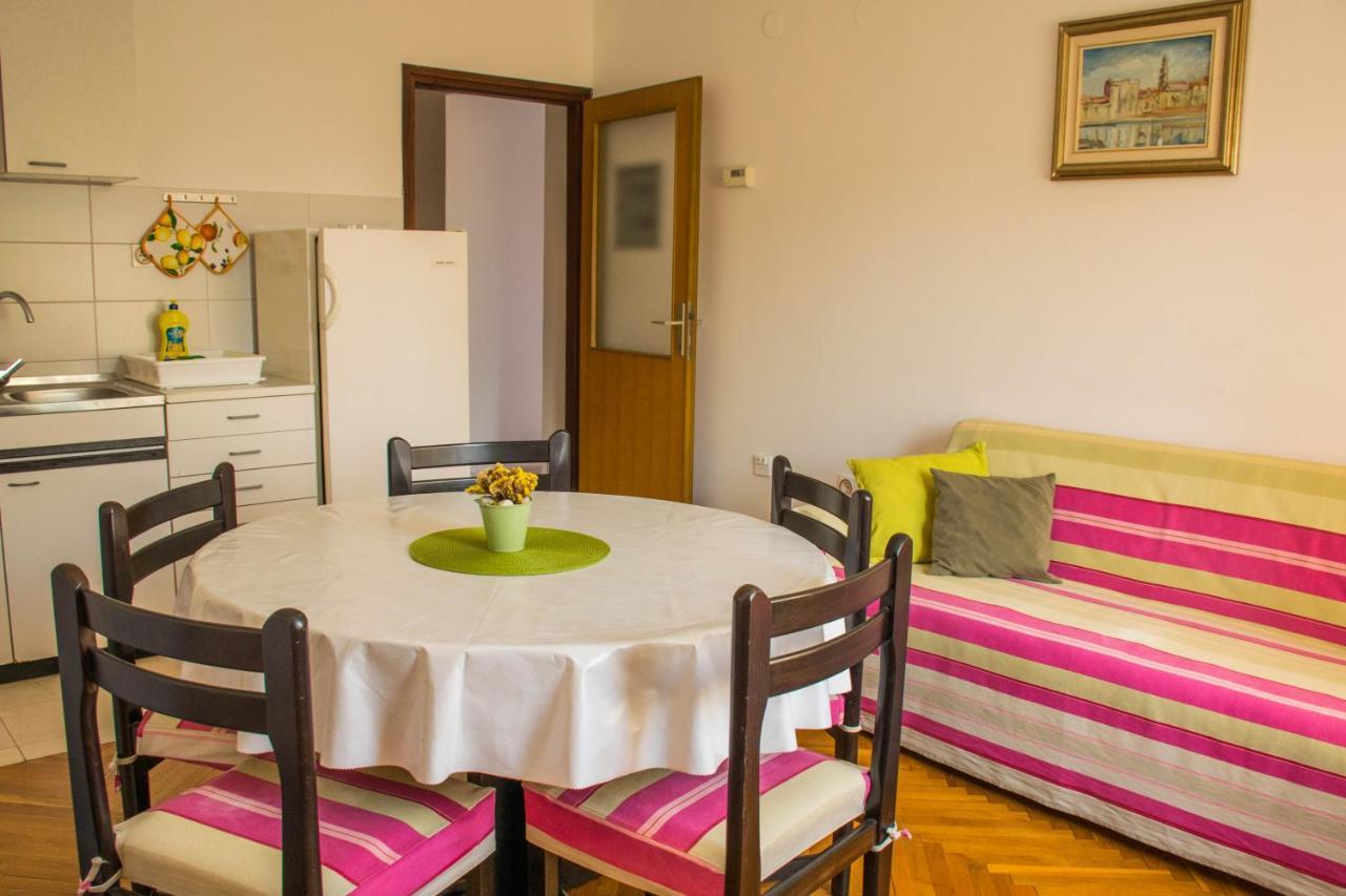 Apartments White & Green In Malinska Luaran gambar